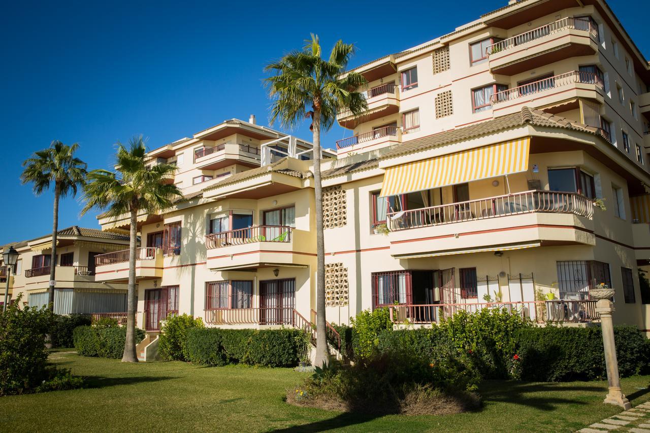 Holidays2Riviera Sea Side Front Beach Sitio de Calahonda Екстер'єр фото