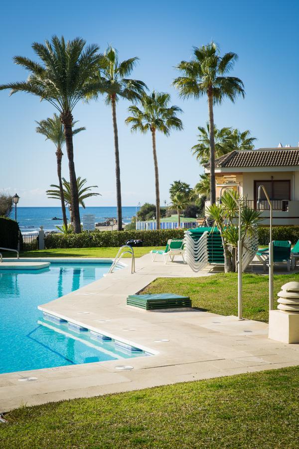 Holidays2Riviera Sea Side Front Beach Sitio de Calahonda Екстер'єр фото